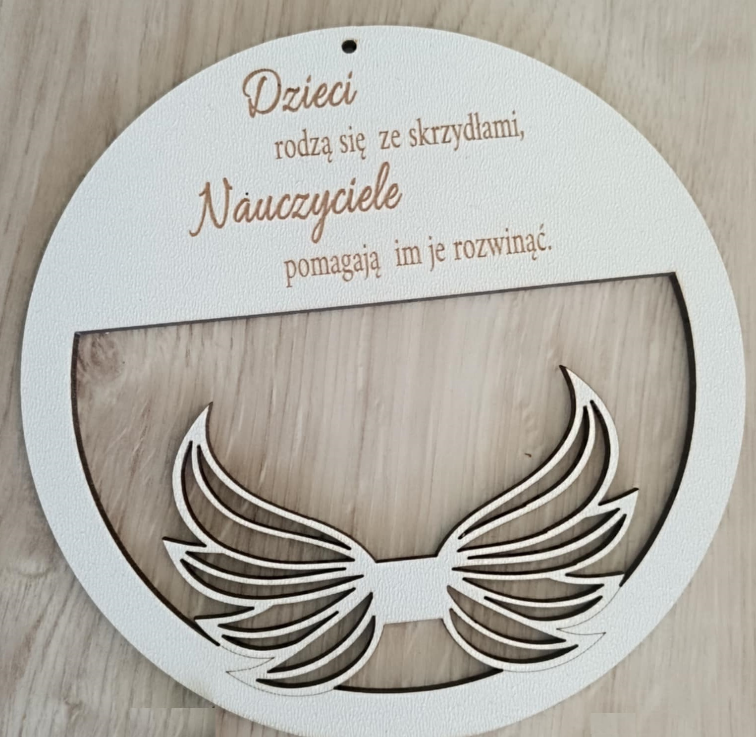 116 OBRĘCZ DO MAKRAMY Z CYTATEM z HDF SREDNICA 20CM