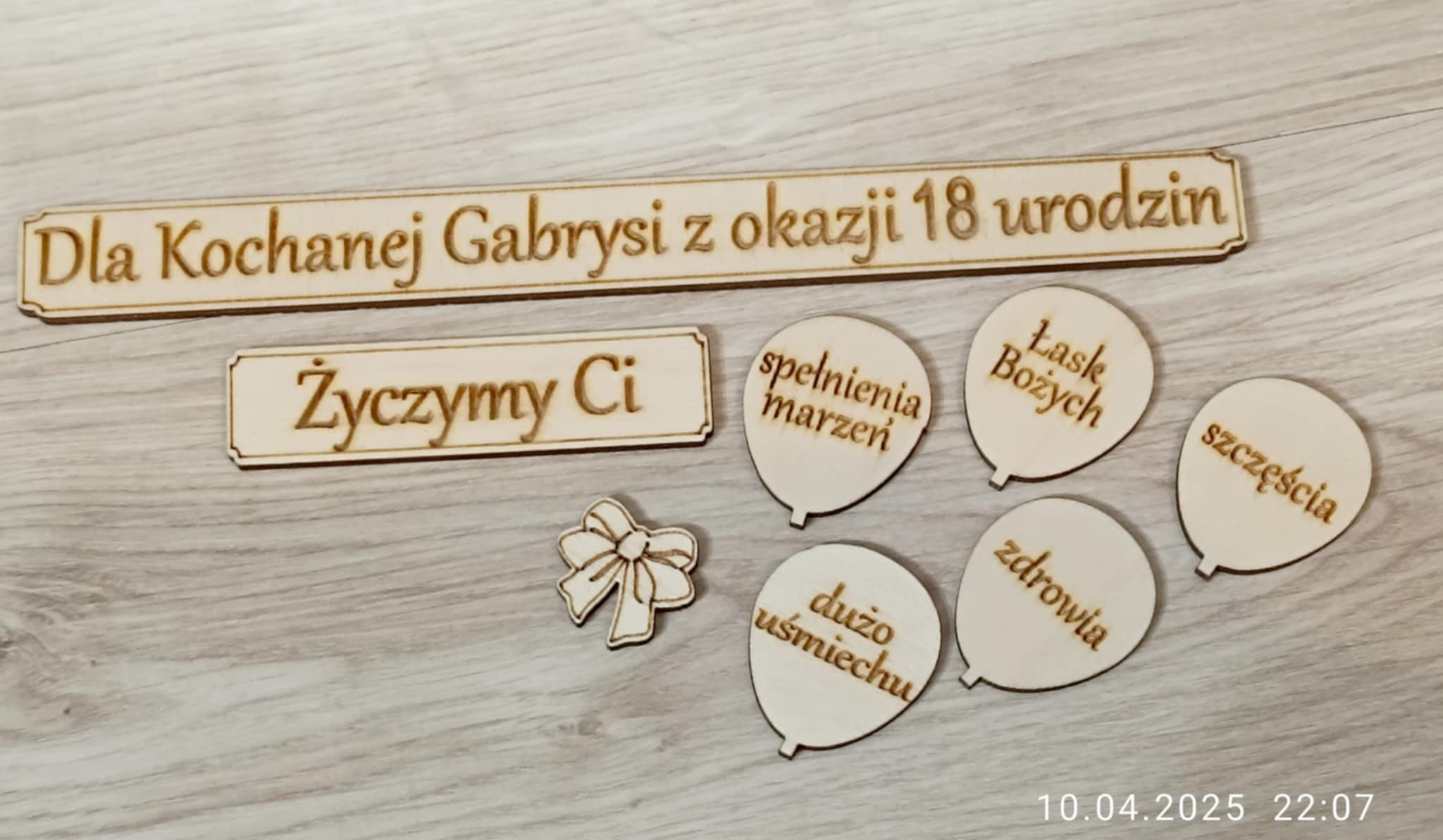 081A ZESTAW TABLICZEK DO MAKRAMY NA 18 z dowolnym imieniem
